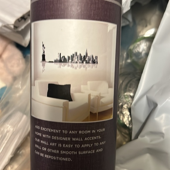 Designer wall accents - Picture 2 of 2